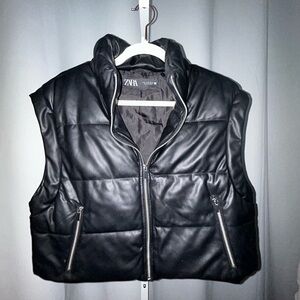 Zara Black Puffer Vest with Zipper Details